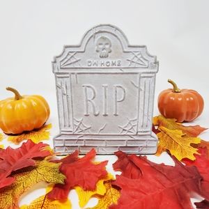 RARE DW Home Bourbon Cider Gravestone Halloween Candle